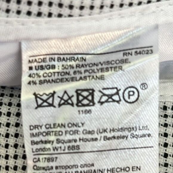 Banana Republic Monochrome Checkered Fabric - Picture 2 of 7